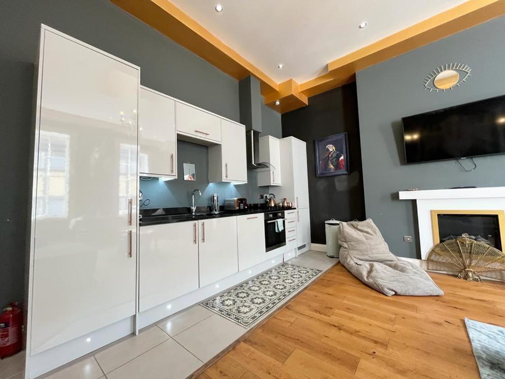 Unique & Luxurious 2 Bedroom City Centre Apartment 诺丁汉 外观 照片
