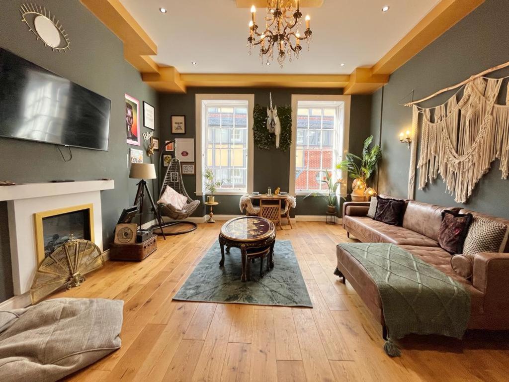 Unique & Luxurious 2 Bedroom City Centre Apartment 诺丁汉 外观 照片