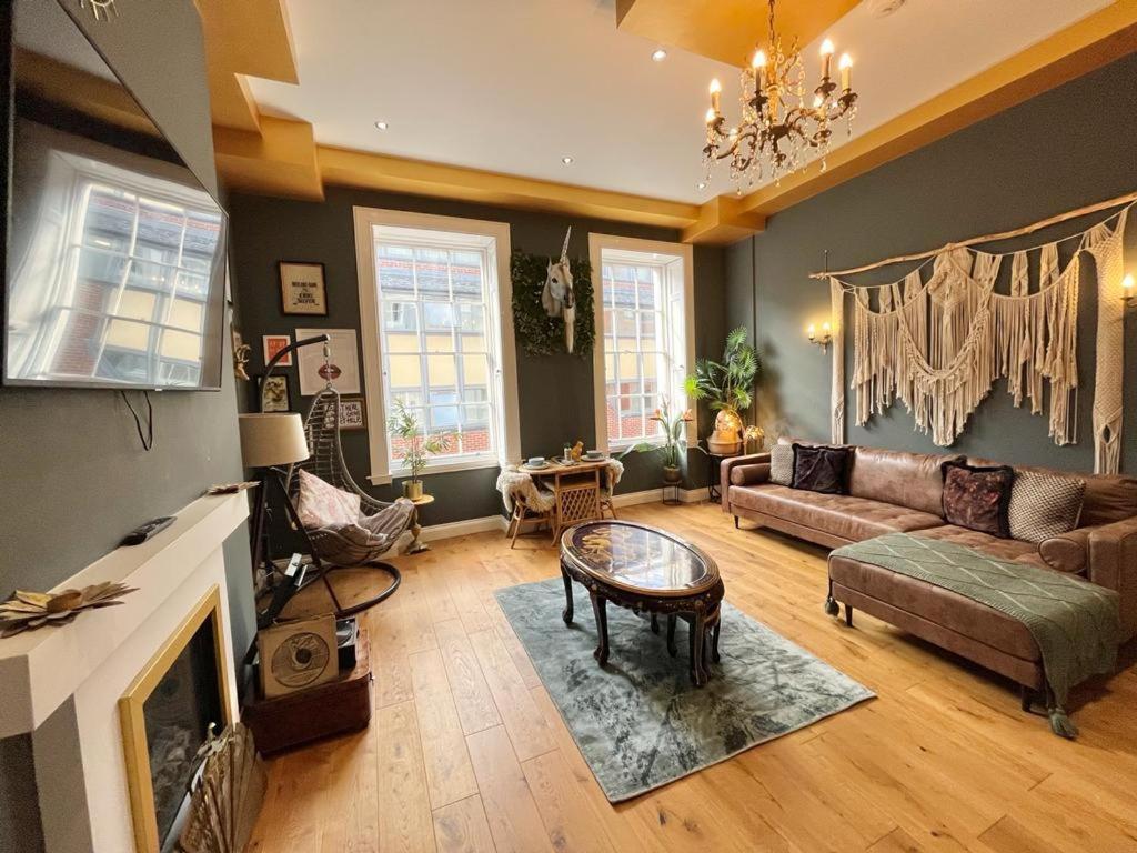 Unique & Luxurious 2 Bedroom City Centre Apartment 诺丁汉 外观 照片